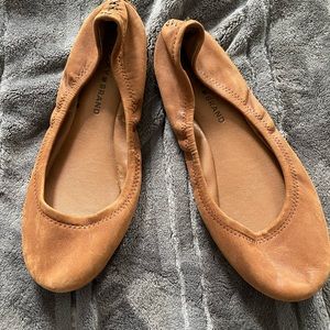 Lucky flats